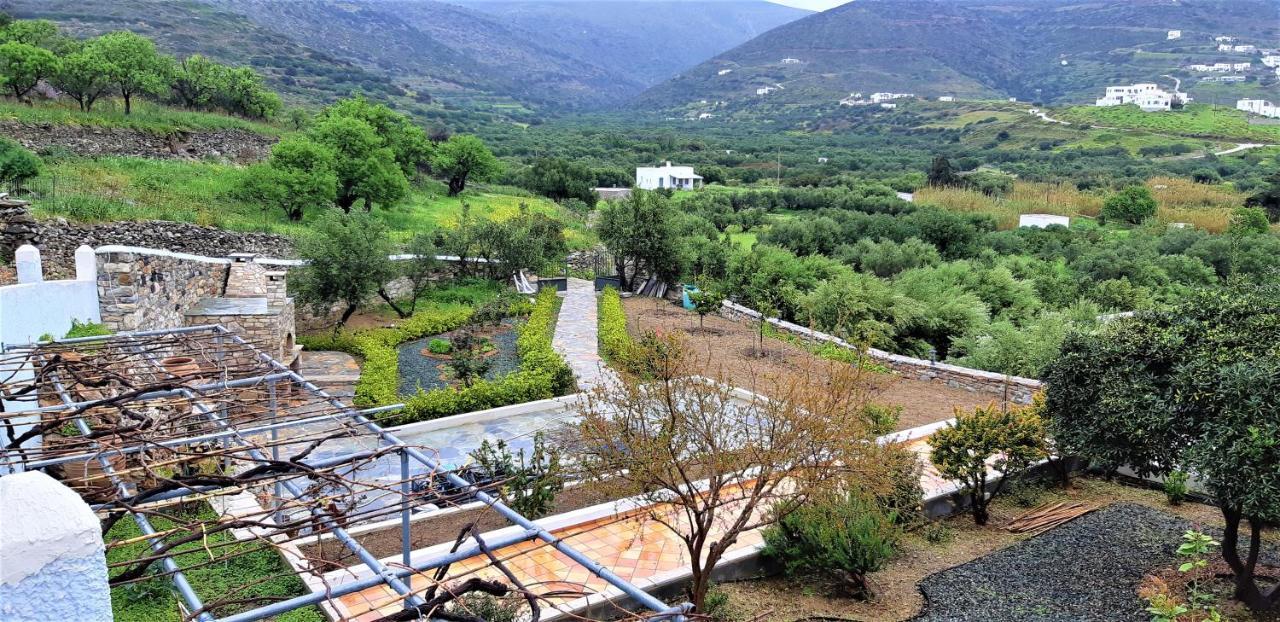 St.George Valsamitis Hotel Katapola Exterior photo